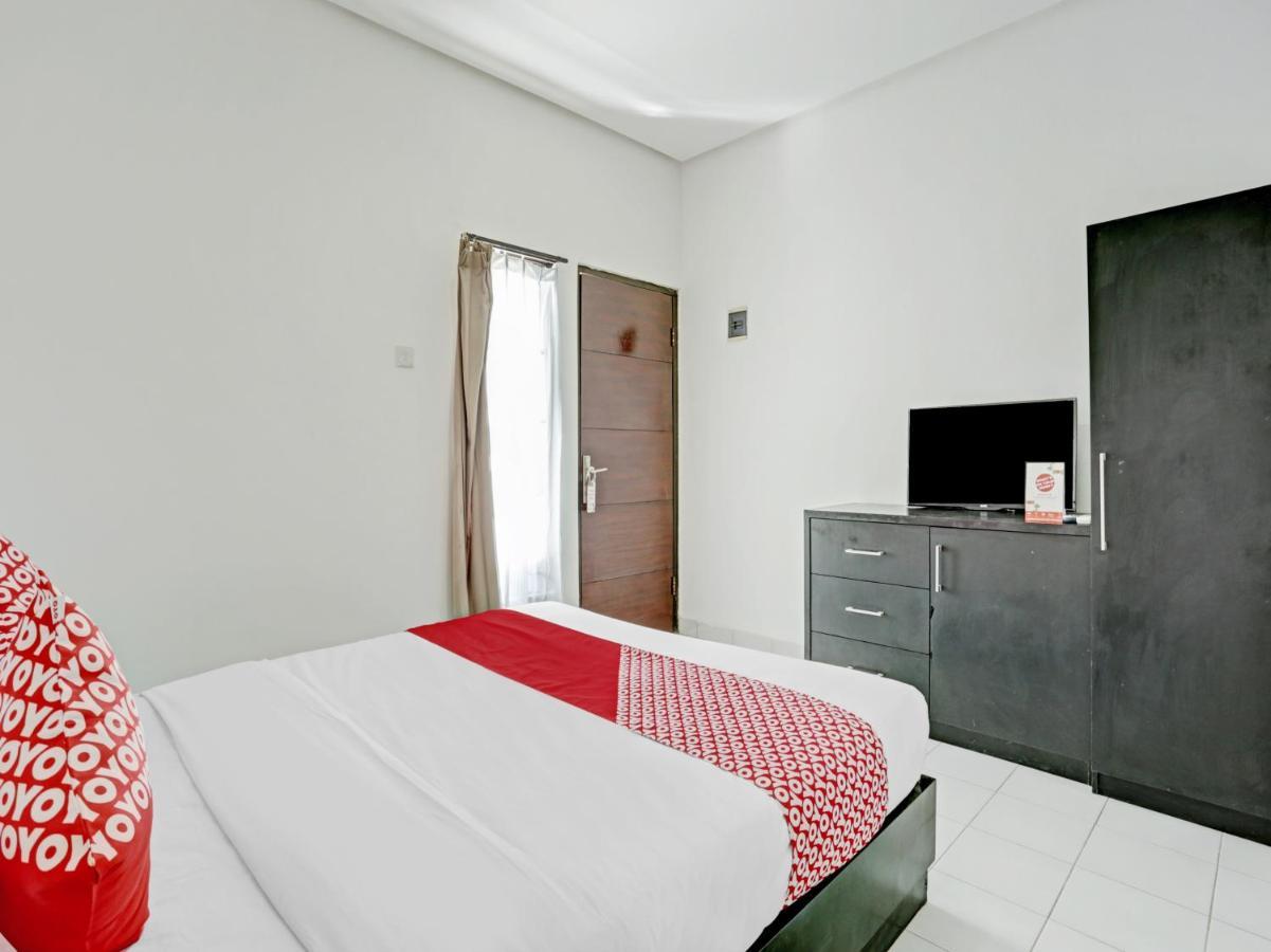 Oyo 90456 Moh Yamin Residence Balian Exterior foto